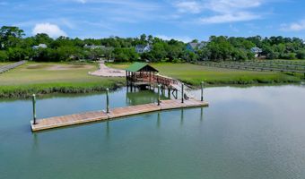 107 Bryan Dr, Beaufort, SC 29902