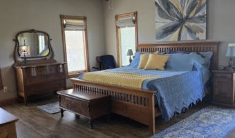 19417 S 5th Dr, Beatrice, NE 68310