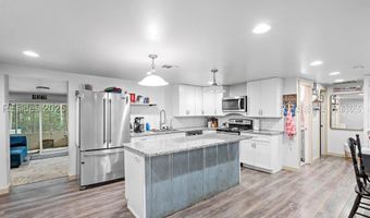 8 Billy Hill Rd, Beaufort, SC 29906