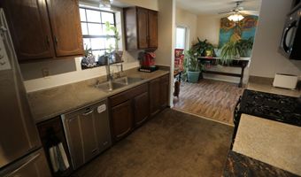910 MOUNTAIN VIEW Dr, Aztec, NM 87410