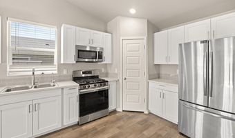 370 Cherokee Trl, Ault, CO 80610