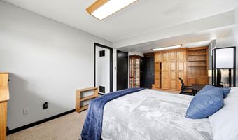240 E Park Dr, Auburn, KS 66402