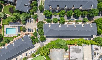 649 Raphael Pl, Charlotte, NC 28205