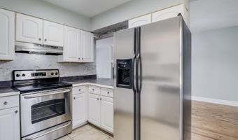 395 Felicity St, Bay St. Louis, MS 39520