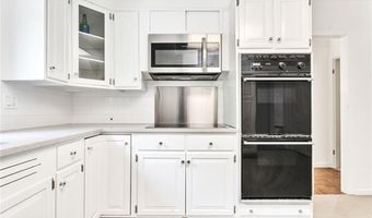 14 Reservoir Ave, Johnston, RI 02919