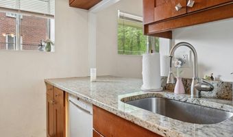 995 Massachusetts Ave 102, Arlington, MA 02476