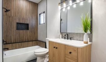2105 New York Ave SW, Albuquerque, NM 87104