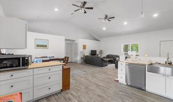 7340 21st Ave, Bell, FL 32619