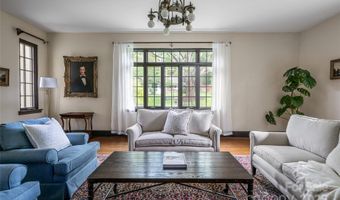 21 Lynwood Rd, Asheville, NC 28804