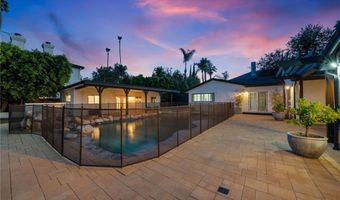 16206 Morrison St, Encino, CA 91436