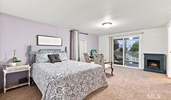 2271 E Blue Lake Ln, Boise, ID 83716