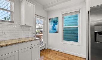 925 DECATUR St NW, Washington, DC 20011