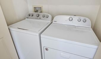 8925 Circle R View Ln, Escondido, CA 92026