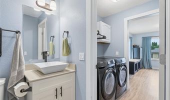 202 Wilson Ct, Anamosa, IA 52205