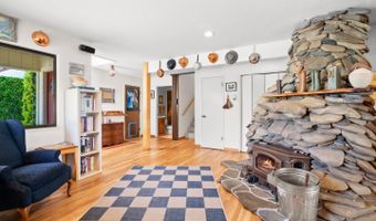 739 Snyder Ave, Aromas, CA 95004