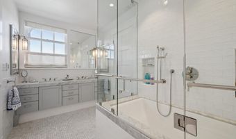 1121 BAY St, Alameda, CA 94501