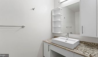 8300 WISCONSIN Ave 1B-1-936, Bethesda, MD 20814