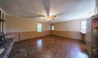2389 Newport Rd, Batesville, AR 72501