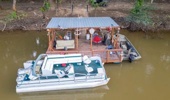 1758 Easons Bluff Rd, Baxley, GA 31513