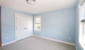 314 Chases Ln D, Middletown, RI 02842
