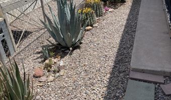 260 S Land Ave 17, Benson, AZ 85602