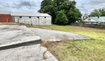 703 W Madison Ave, Athens, TN 37303