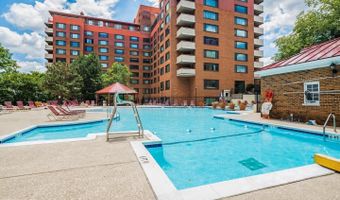 1021 ARLINGTON Blvd 621, Arlington, VA 22209