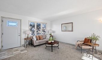 609 RIDGELAND St, Cheyenne, WY 82009