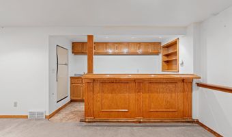 2405 N ERB St, Appleton, WI 54911