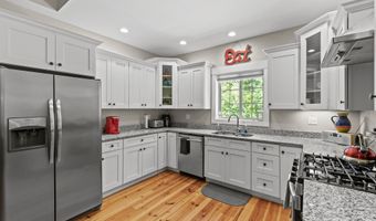 45 Washington Ave, Bartlett, NH 03812