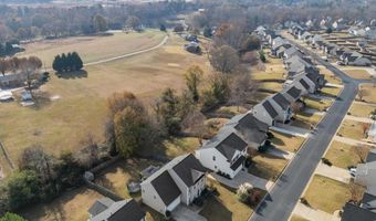 135 Castleton Cir, Boiling Springs, SC 29316