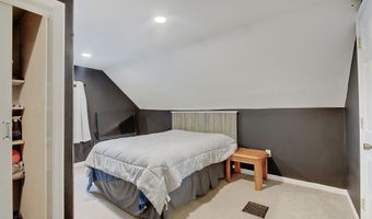 73 S 3rd Ave, Beech Grove, IN 46107