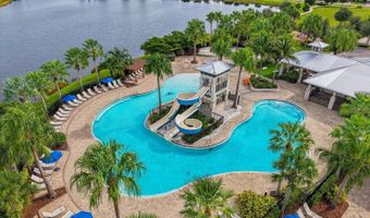 7526 PARADISO Dr, Apollo Beach, FL 33572