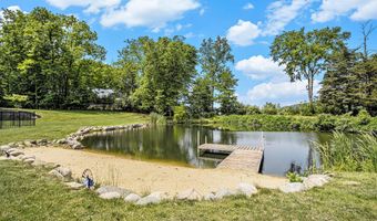 3589 Shoreline Dr, Allegan, MI 49010