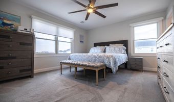 240 Fernwood Dr, Bayville, NJ 08721