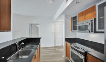 18800 NE 29 Ave 621, Aventura, FL 33180