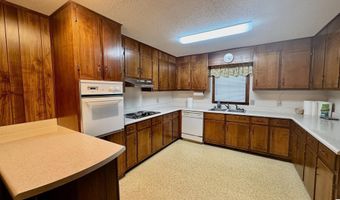 5741 Lawrence Ct, Macon, GA 31216