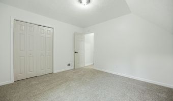 130 Hawkins Farm Ln, Ball Ground, GA 30107