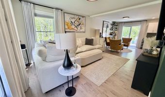 16 Stagecoach Rd, Barrington, NH 03825