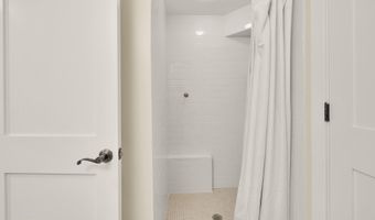 811 26TH Pl S, Arlington, VA 22202