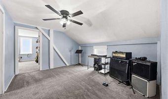 410 6th Ave, Amana, IA 52203