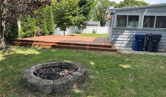 39 Gorham Ave, Warwick, RI 02886