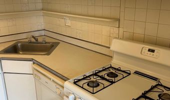 2025 LINCOLN St N 104, Arlington, VA 22207