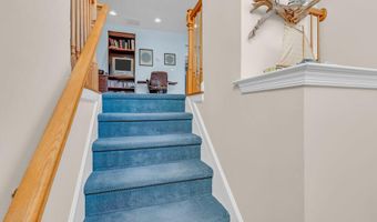 9 Hingham Ln, Barnegat, NJ 08005