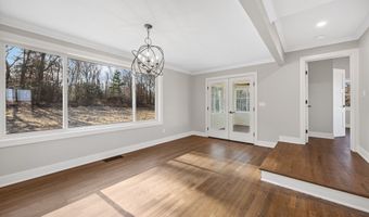 27 Tuttle Ct, Bethany, CT 06524