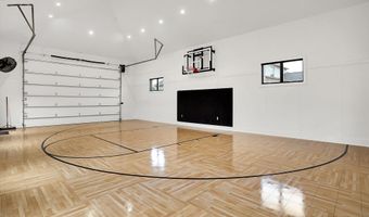 3961 Chapel Hill Ct, Bargersville, IN 46106