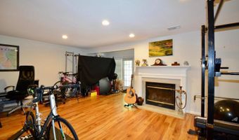 6153 SUMMER PARK Ln, Alexandria, VA 22315