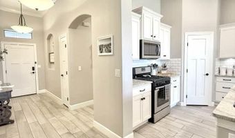 1612 Redwood Loop, Carlsbad, NM 88220