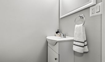 8916 TRIMBLE Way, Baltimore, MD 21237