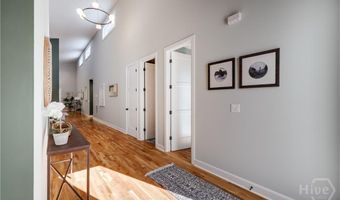 290 Hodgson Dr, Athens, GA 30606